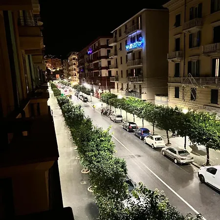 Casa Di Esti لا سبيتسْيا